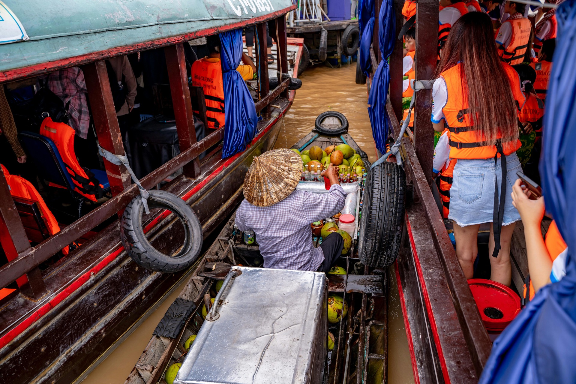 Floating Markets