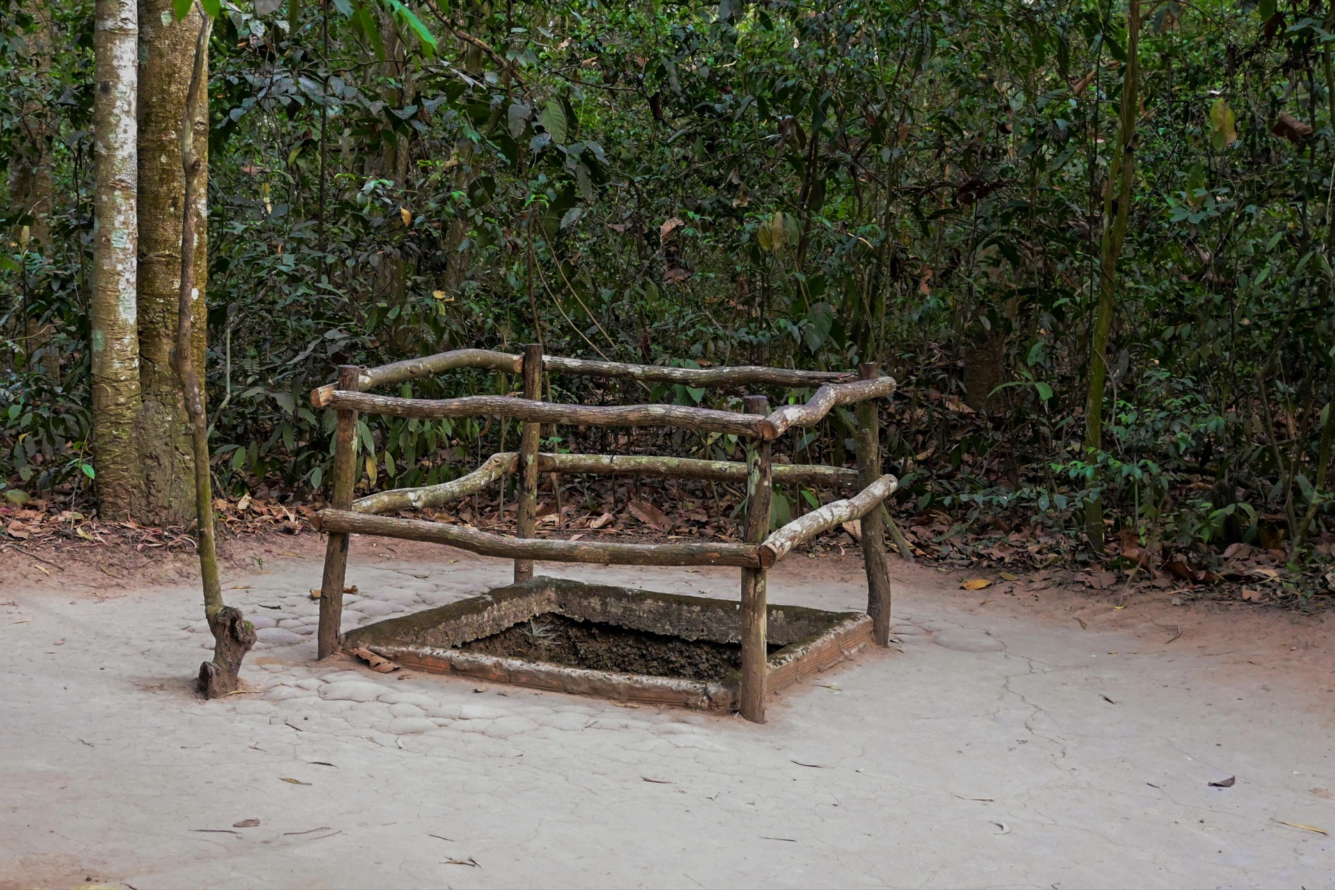 Cu Chi Tunnels